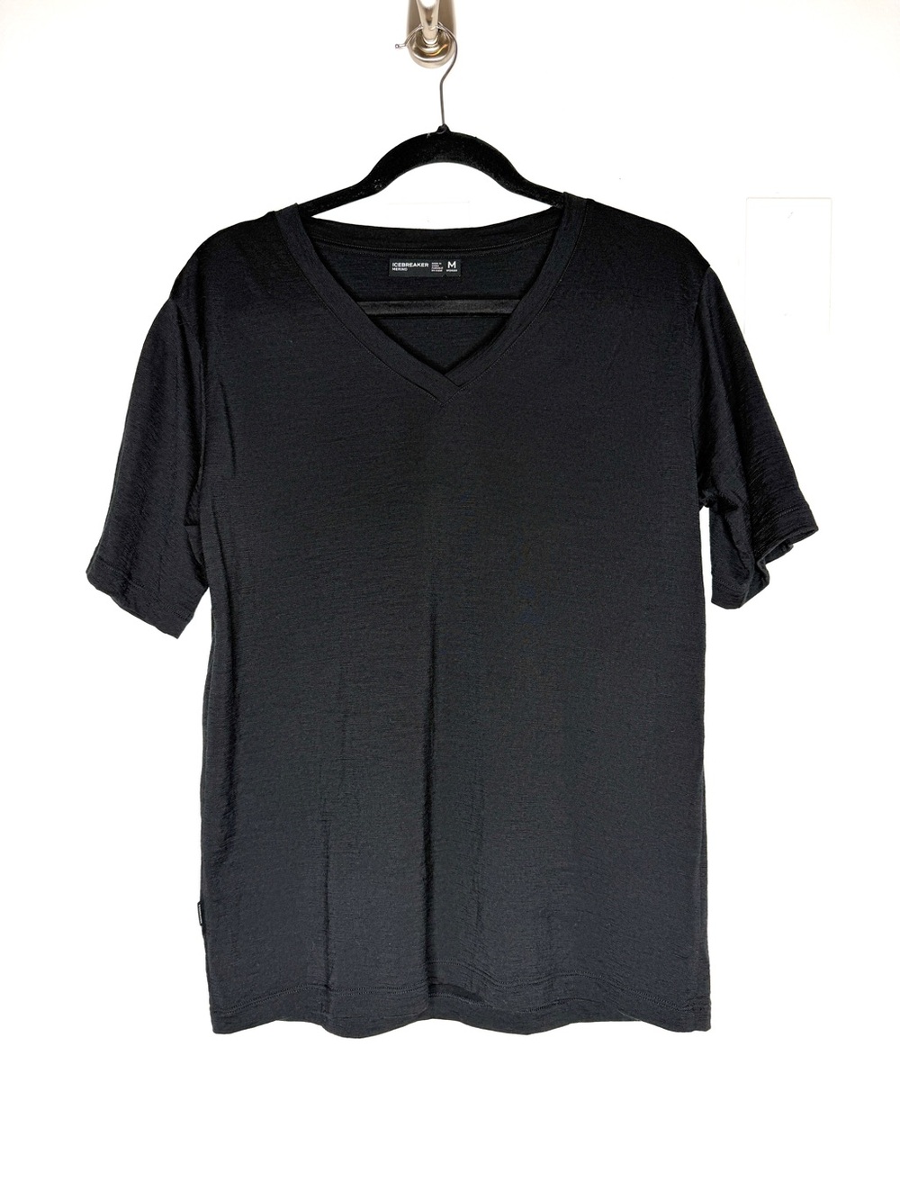 Icebreaker Merino Wool Womens Short Sleeve V-Neck T-Shirt In Black Size M